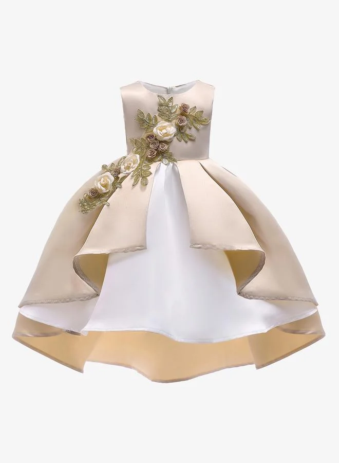 تايك تو فستان بلا أكمام منمق بتفاصيل كسرات