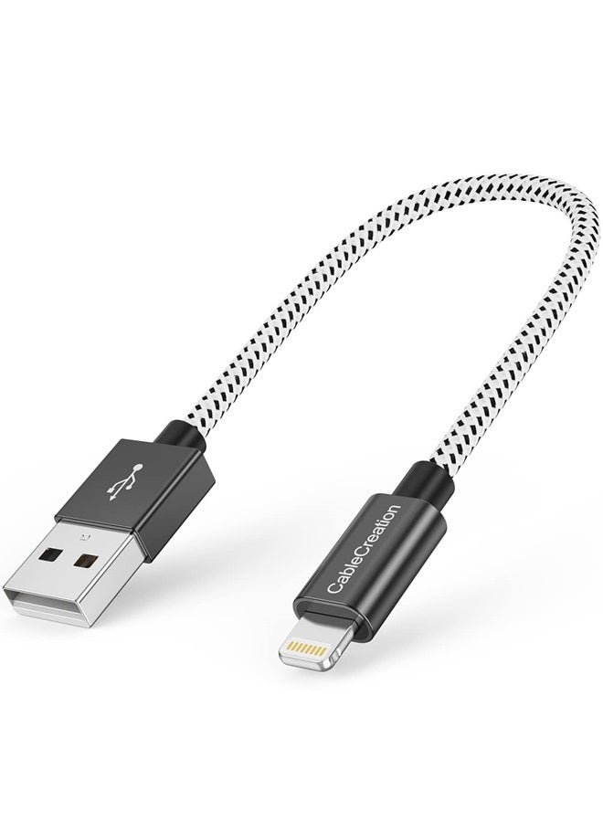 CableCreation كابل شاحن آيفون قصير بطول 0.5 قدم، [معتمد من MFi] كابل بيانات Lightning إلى USB، متوافق مع آيفون 14/14 برو، AirPods برو، آيفون 13/13 برو/12، آيباد برو، آير، 0.15م أسود وأبيض - Image 1