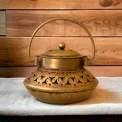 Vipron Iron Small degchi with Cap T Light Home Decor, Iron (PRMLOTA1) - Image 1