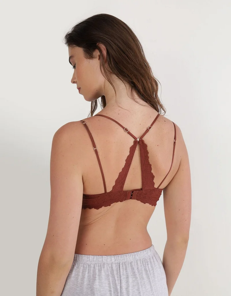 آري من امريكان ايجل حمّالة صدر ديمي بإسناد بوش آب ونقشة زهور من الدانتيل