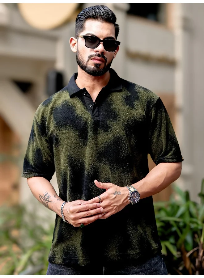 مانياك تيشيرت بولو رجالي مانياك بأكمام 3/4 وطبعة فنية بلون زيتوني من القطن