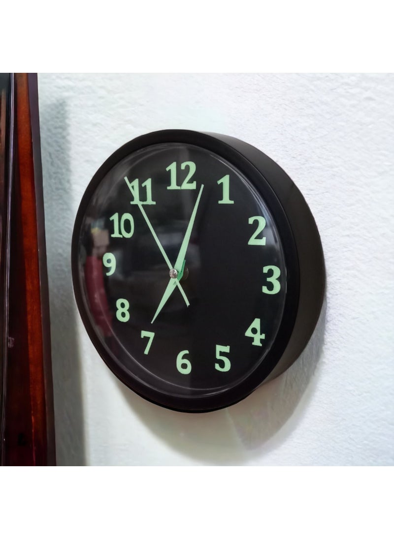 Tekno Trust - Modern Luminous Night Glowing Black Living Room Kitchen Office Wall Clock 22 cm Plastic B2 Plastic Round - Image 1