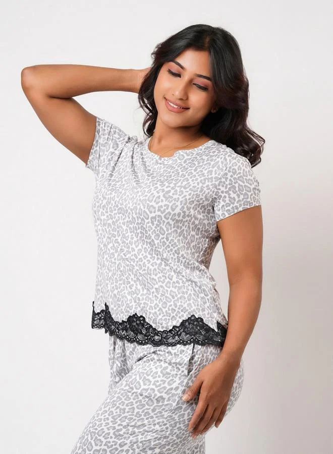 Aadaraya  Aadaraya Pyjama Set T-shirt & Trousers for Women | Best Price UAE