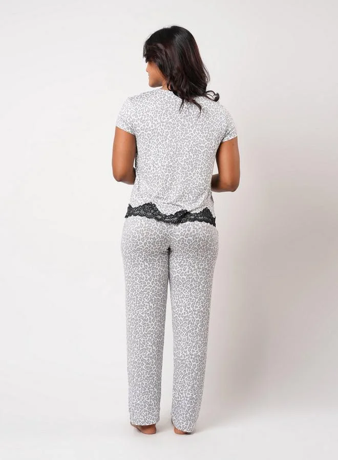 Aadaraya  Aadaraya Pyjama Set T-shirt & Trousers for Women | Best Price UAE