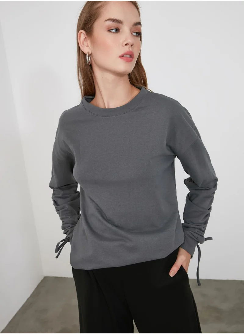 trendyol Ruched Sleeve Sweatshirt