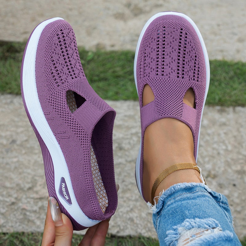 Women's Breathable Casual Slip-on Shoes with Soft Sole for Middle-aged Women - Image 1