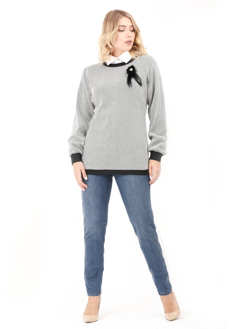 Smoky Egypt Jacquard Fashion SweatShirt With Removable Feather Brooch - Black - Image 1