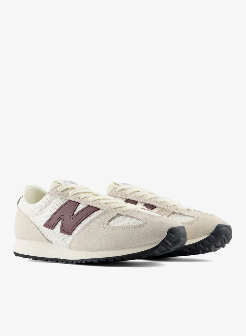 New Balance  Unisex 471 casual Sneakers (Standard Fit)  | Best Price UAE