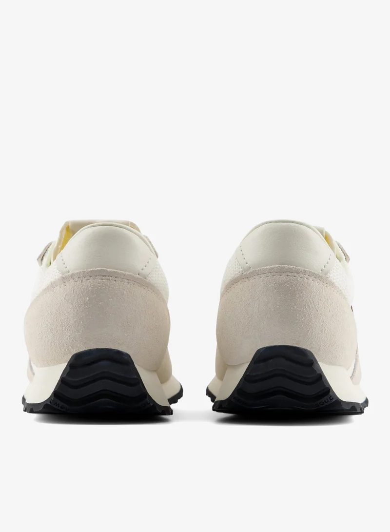 New Balance  Unisex 471 casual Sneakers (Standard Fit)  | Best Price UAE