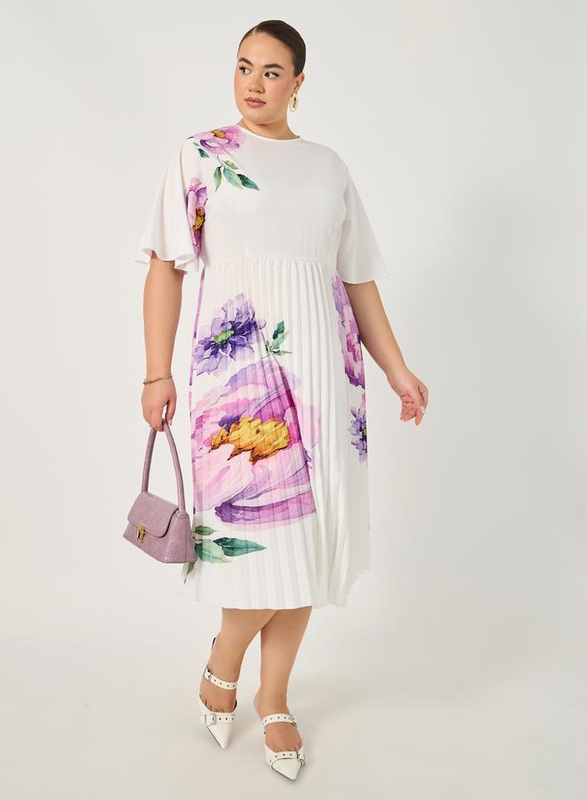 Styli Floral Pleated Dress  - Image 2