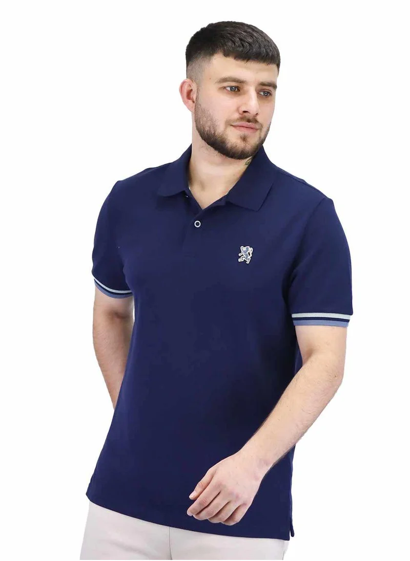 GIORDANO Men's Performance Slim Fit Lion Embroidery Solid Polo