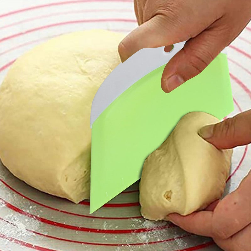 Cream Scraper 74073-1 Green Food Grade Plastic - Non-Stick Reusable Dough Cutter for Home Baking Pastry Kitchen Use - Image 1