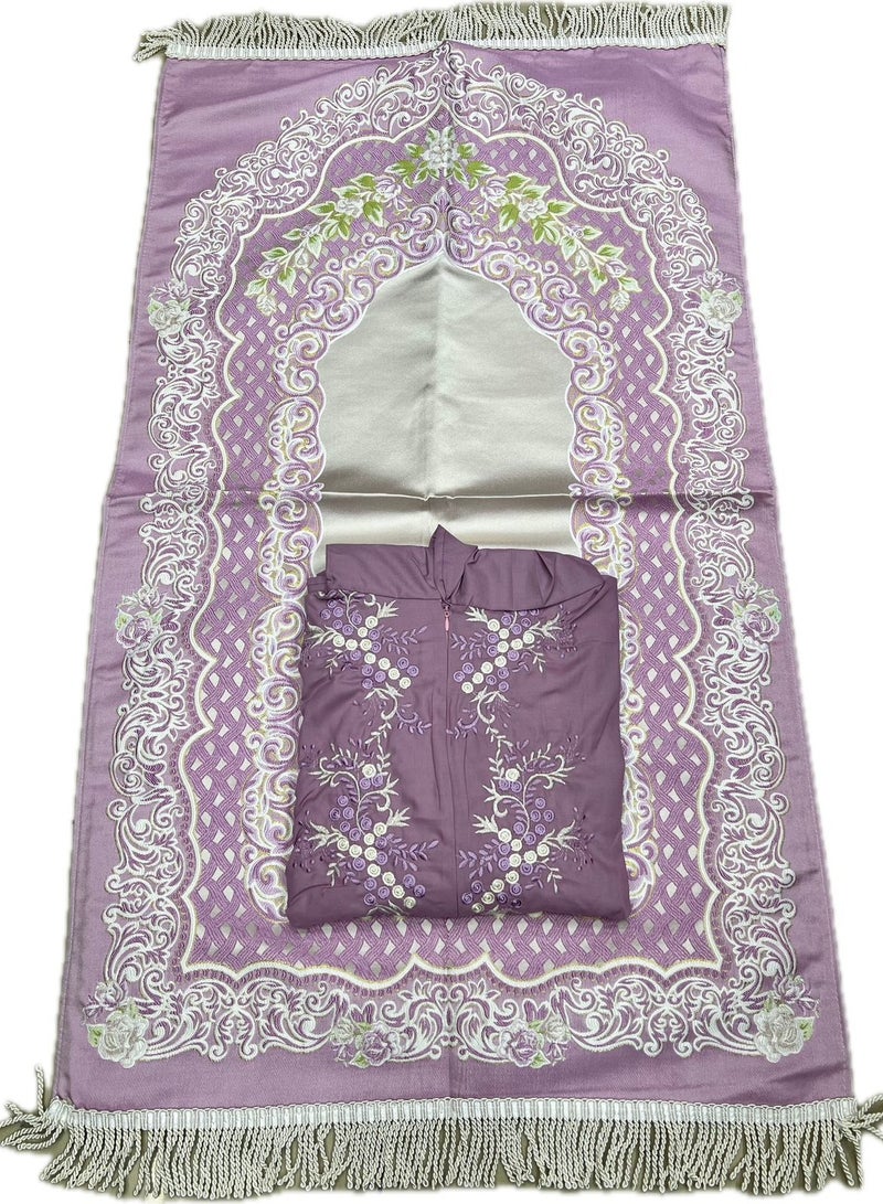 A distinctive women's prayer set, consisting of (a prayer rug + a cool prayer dress).  - Image 1