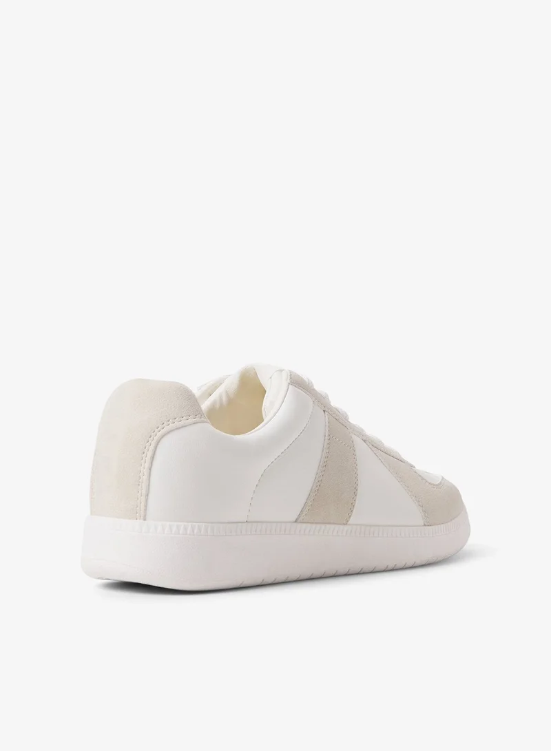 كول ات سبرنج سنيكرز تينور منخفضة