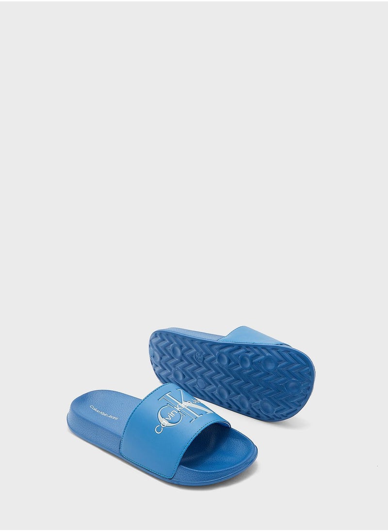 Calvin Klein Jeans - Youth Logo Slides - Image 1
