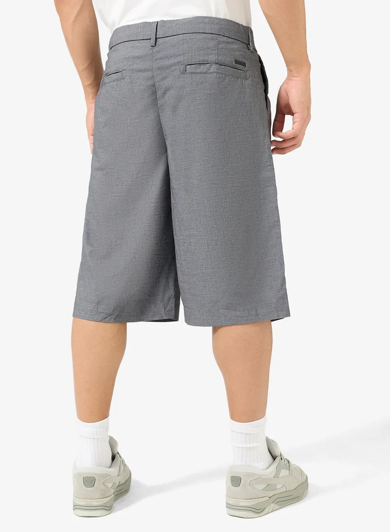 جاك اند جونز شورتات تشينو بتفاصيل جيب