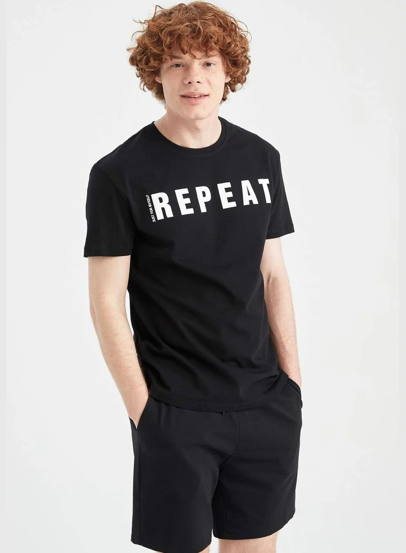 DeFacto Regular Fit Crew Neck Short Sleeve Slogan Print T-Shirt