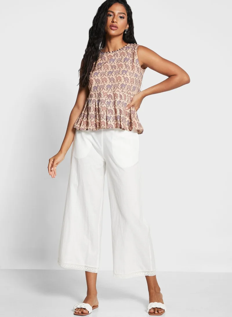 kolaba Sleeveless Top With Camel Print