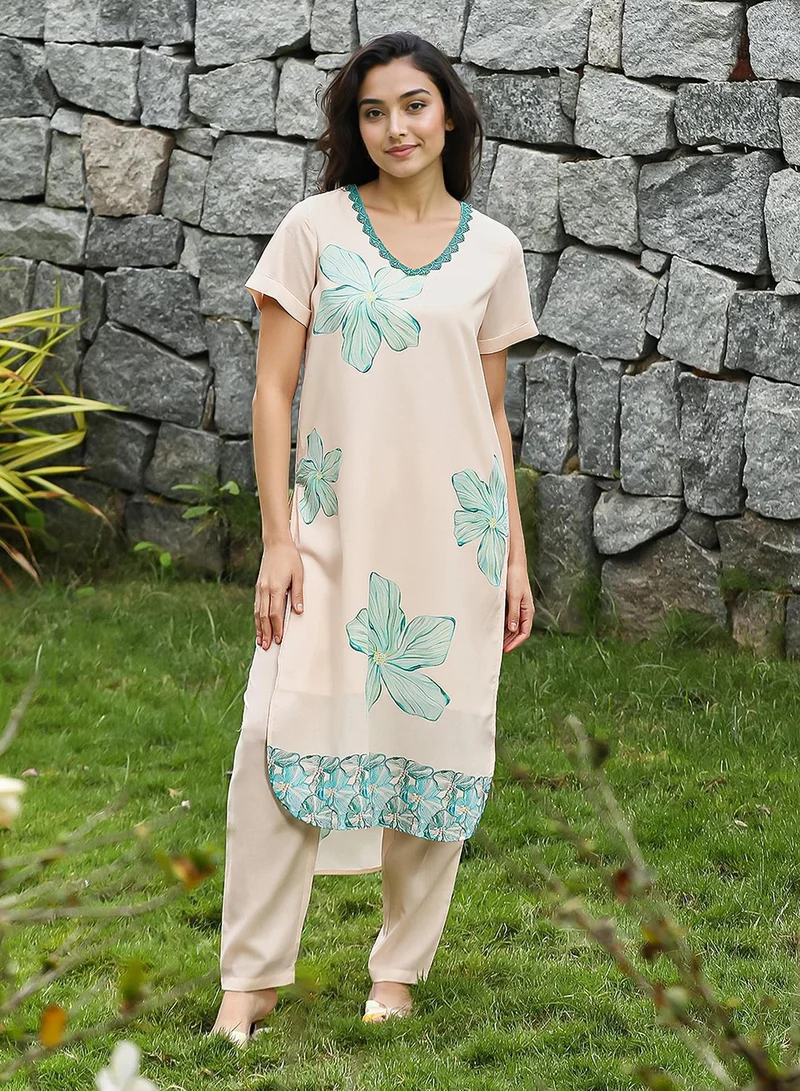  قصة Women's Soft Pink & Seagreen Chantilly Bloom Kurta Set