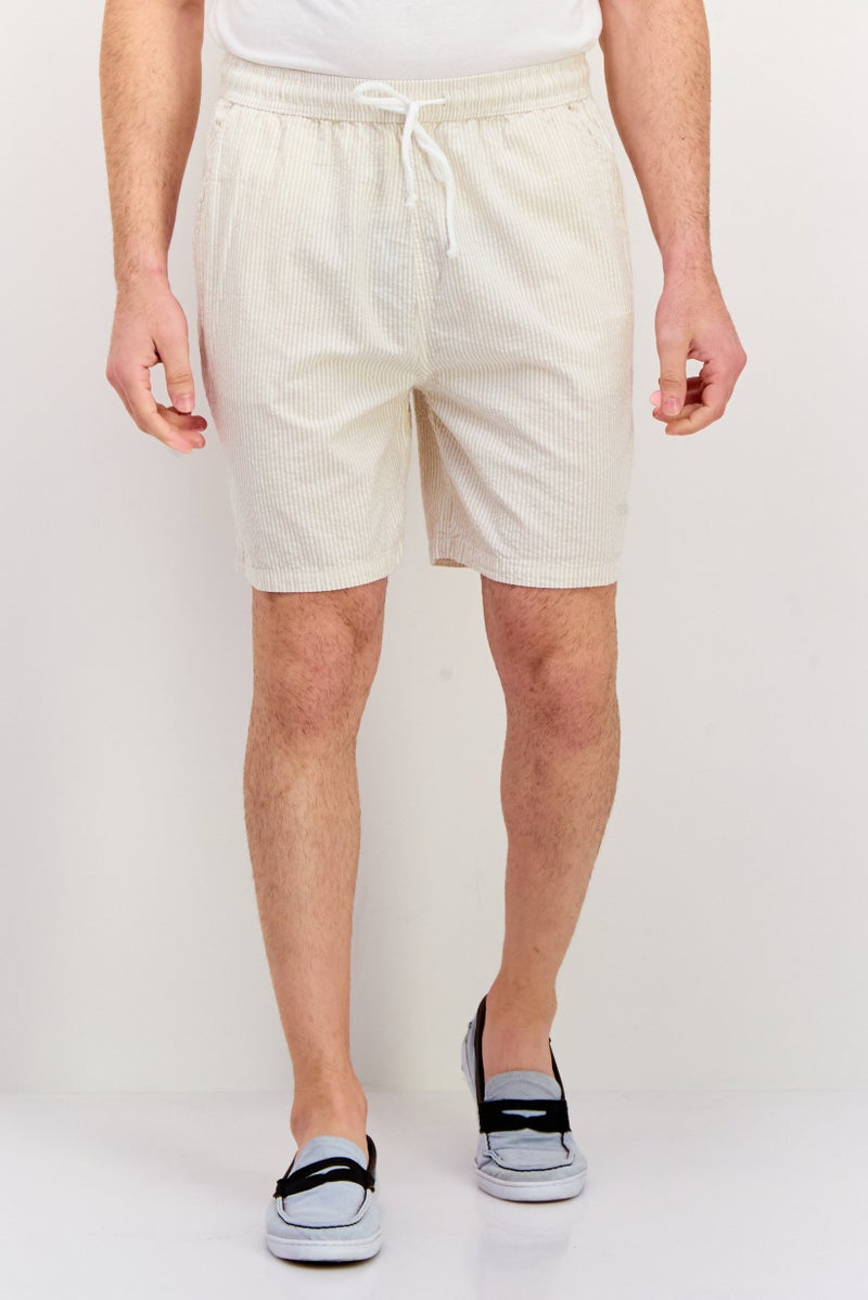 Night Addict شورتات أساسية مخططة للرجال، بيج - Image 1