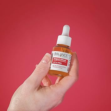 Balance Active Formula سيروم رفع فوري من تركيبة بالانس أكتيف فورمولا بدم التنين 30 مل خفيف الوزن وغير دهني لبشرة أكثر تماسكًا وتقليل ظهور التجاعيد - Image 2