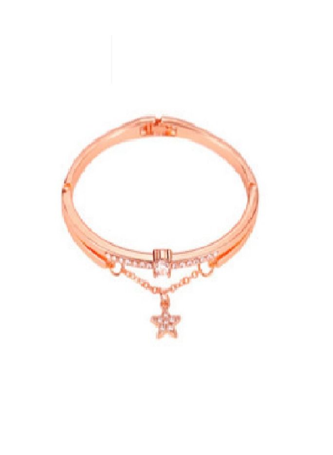 Fashionable bucket shaped square women's quartz watch with exquisite rhinestones on the dial, a two-piece set of watches and bracelets  - Image 4