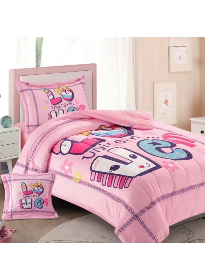 سمارت هوم مفرش سرير أطفال شتوي فخم 4 قطع وجهين مخمل وفرو ناعم بتصميم عصري ومريح – طقم مفارش سرير دافئ  مناسب لغرف الأولاد والبنات – مفرش شتوي فخم للمنزل أو الهدايا – المقاس 170×230 سم ( المفرش بحشوة ) - Image 2