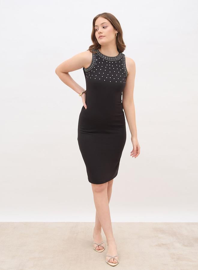 Styli Embellished Round Neck Sheath Knee-Length Dress - Image 2