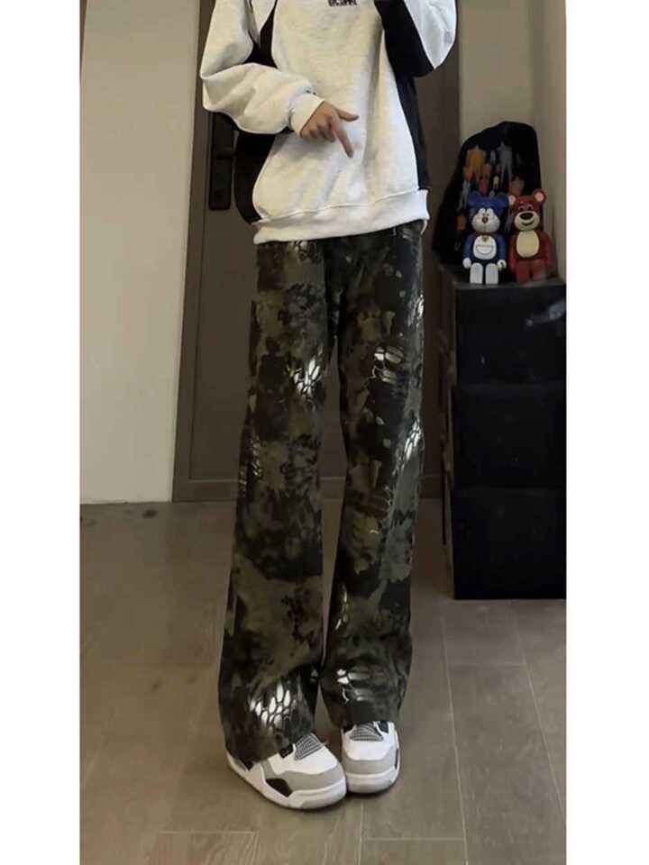 Unisex Classic Denim Jeans Loose Fit Daily Outdoor Wear - Image 5