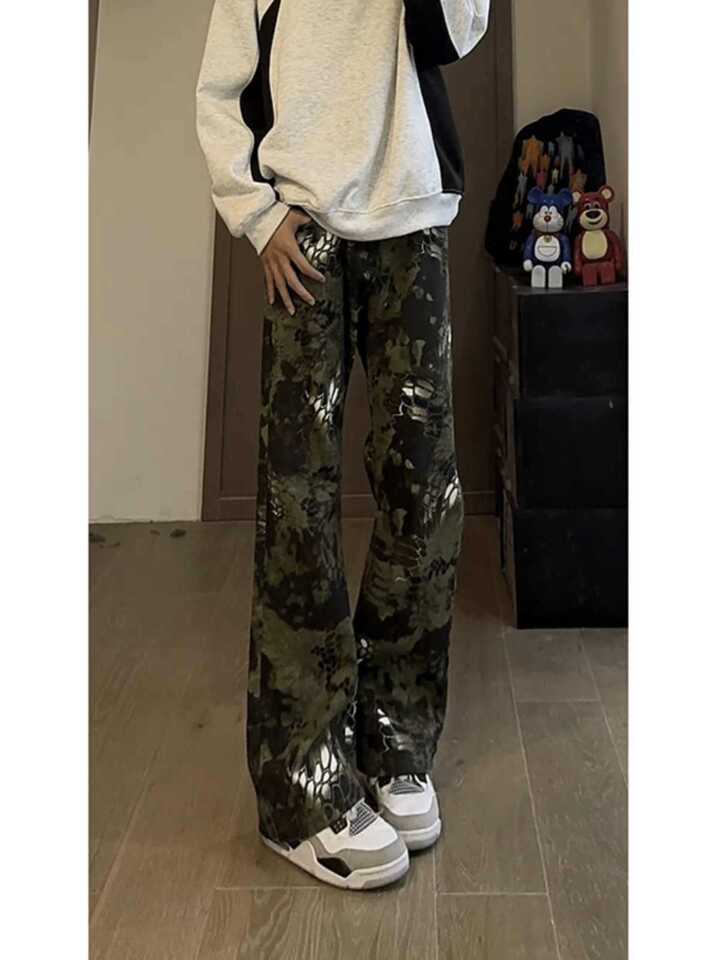 Unisex Classic Denim Jeans Loose Fit Daily Outdoor Wear - Image 2