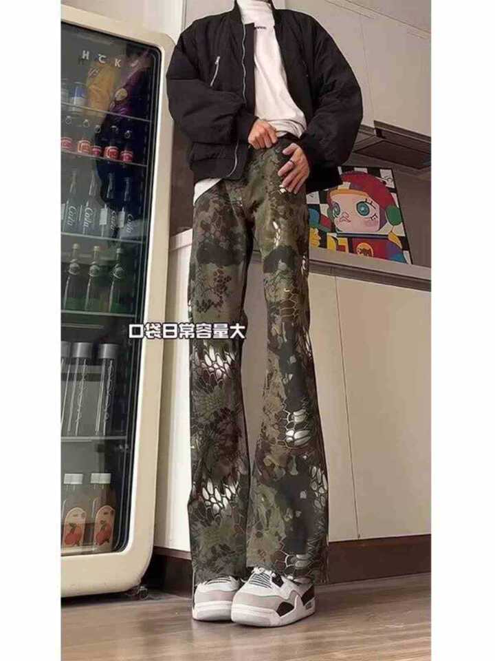 Unisex Classic Denim Jeans Loose Fit Daily Outdoor Wear - Image 1