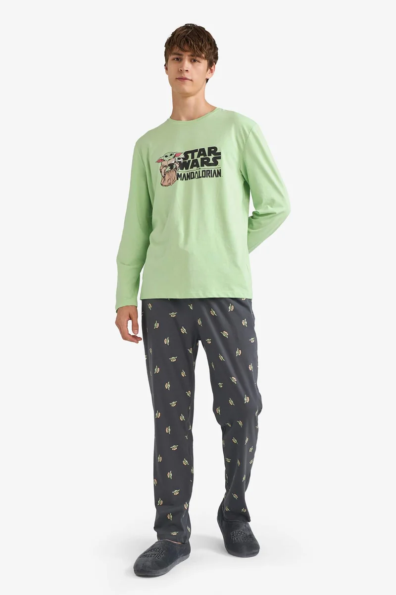 ديفاكتو Star Wars-Mandalorian Regular Fit 2 Piece Set