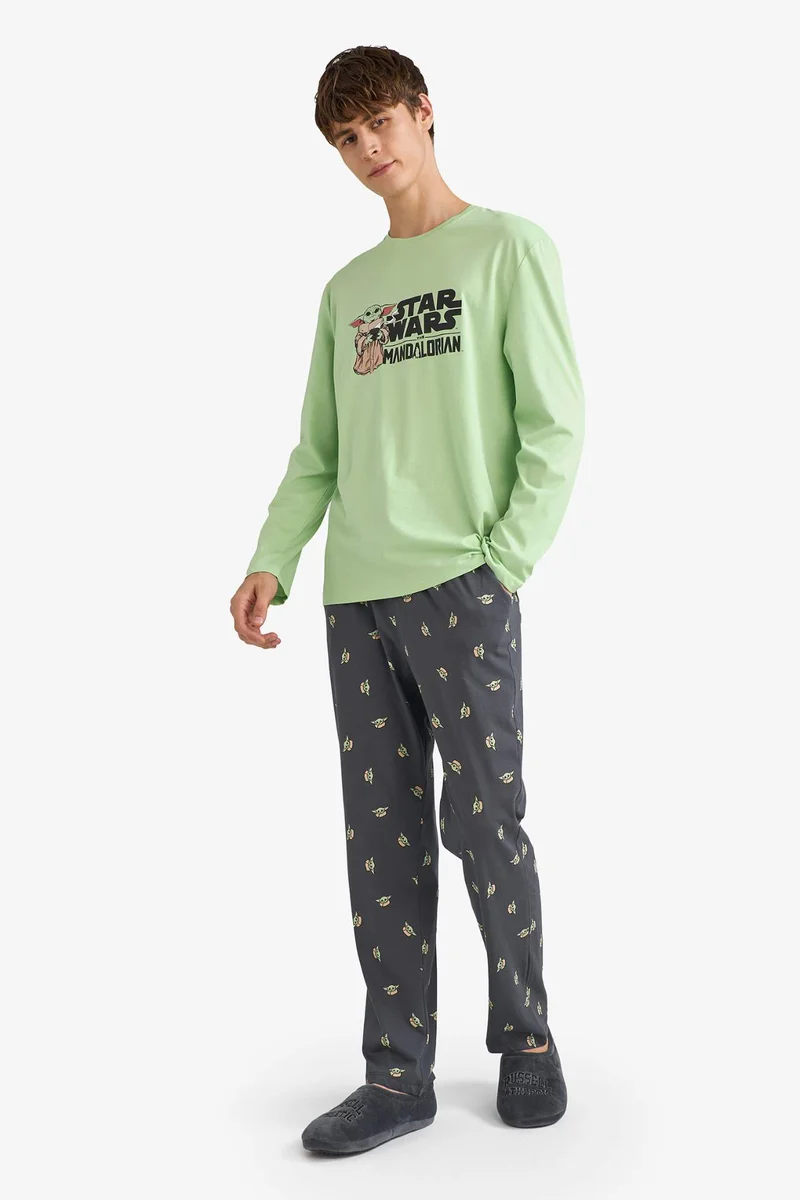 ديفاكتو Star Wars-Mandalorian Regular Fit 2 Piece Set