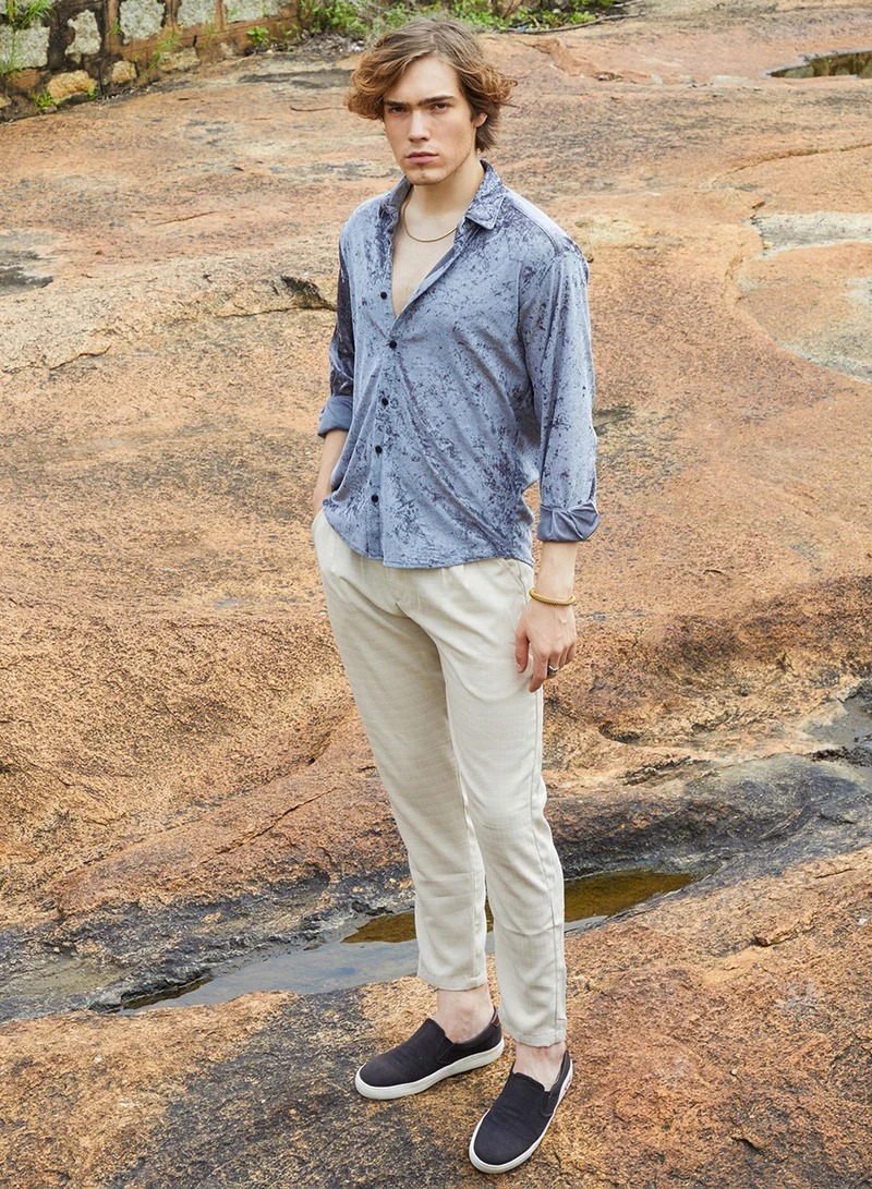 كامبوس سوترا Men's Moon Grey Solid Velvet Shirt