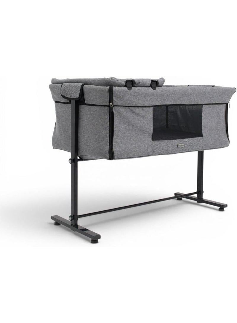 Petit bebe 3-in-1 Adjustable Baby Bassinet and Portable Bedside Sleeper with Storage Basket - Image 1
