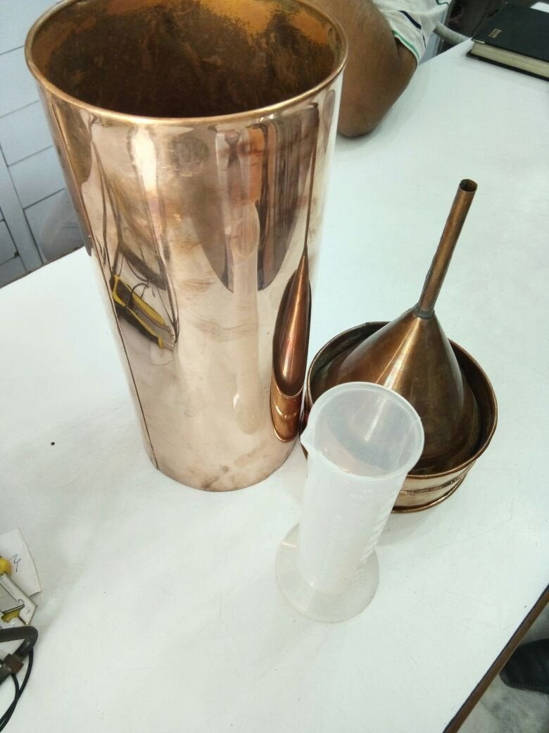 WKM WKM Optical Rain Gauge Copper with Measuring Cylinder  - Image 2