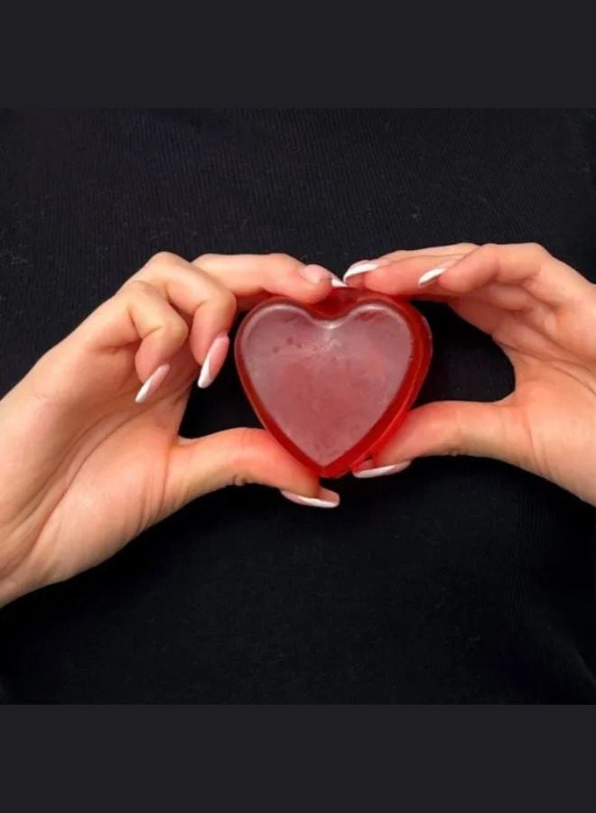 Soap&Friends Set of 4 Heart Soap - Cranberry Scent, 90 g | Romantic Heart-Shaped Gift for Valentine’s Day, Anniversaries & Birthdays - Image 5