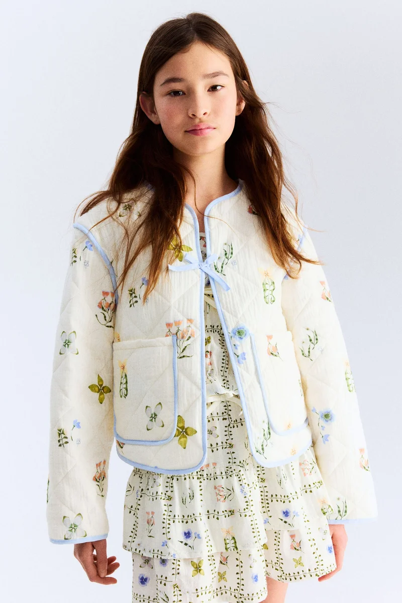 اتش اند ام جاكيت مبطن بتصميم مزيّن بطبعة