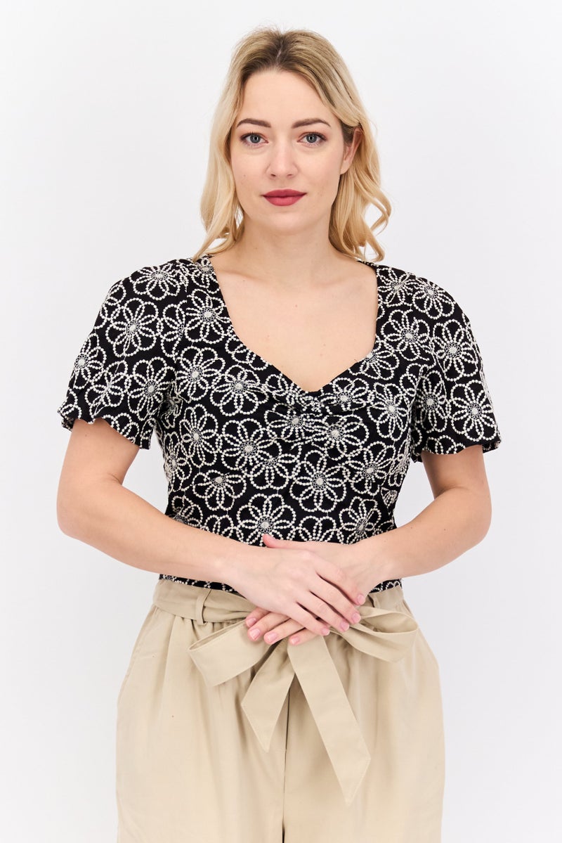 Reserved Women Scoop Neck Short Sleeves Embroidered Blouse, Black  - Image 1