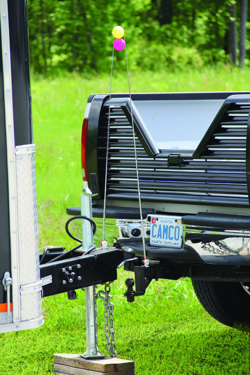 Camco Magnetic Hitch Alignment Kit - Helps You Align Your Hitch | Each Guide Extends Up to 50" for Easy Viewing | System Works with Virtually Any Tow Vehicle and Trailer - (44603) - Image 4
