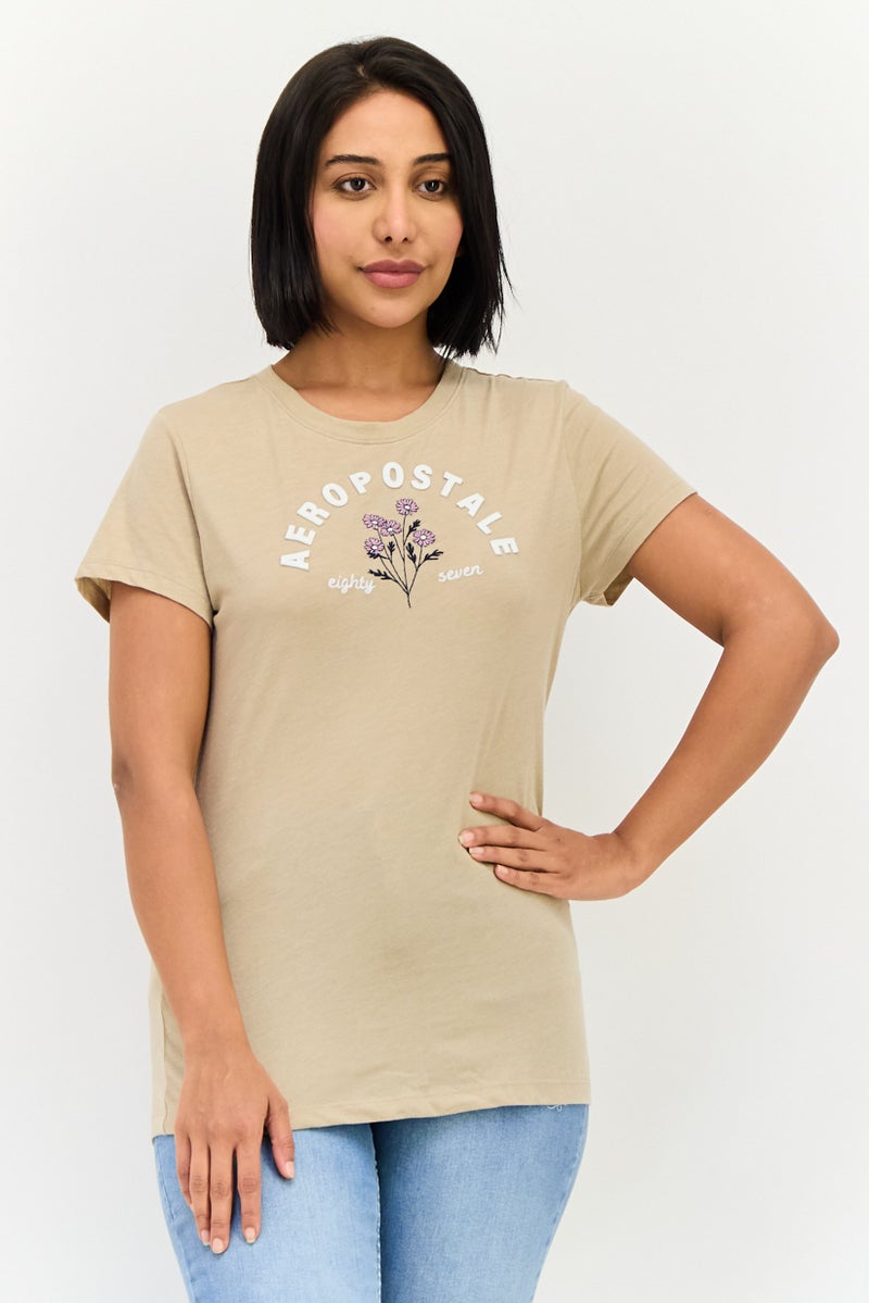 Aeropostale تي شيرت نسائي بأكمام قصيرة وياقة دائرية بشعار مطرز، تان - Image 1