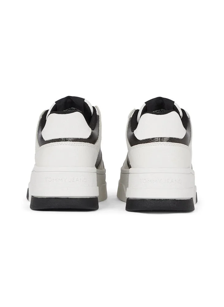 تومي جينز Logo Detail Lace Up Low Top Sneakers