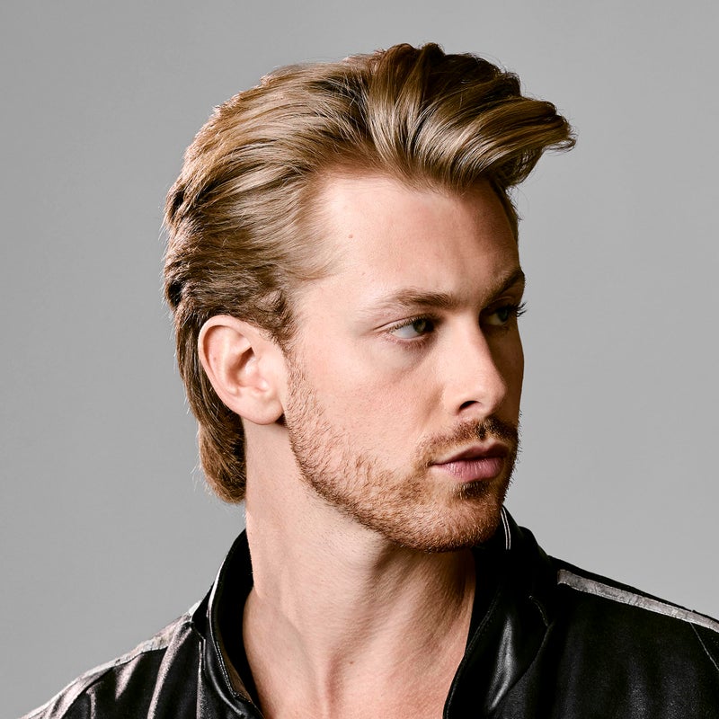 Bumble and bumble. Thickening Blow-Dry Prep Spray | For Lush Blow Dries | Straight to Wavy 2 Fl Oz - Travel Size - Image 3