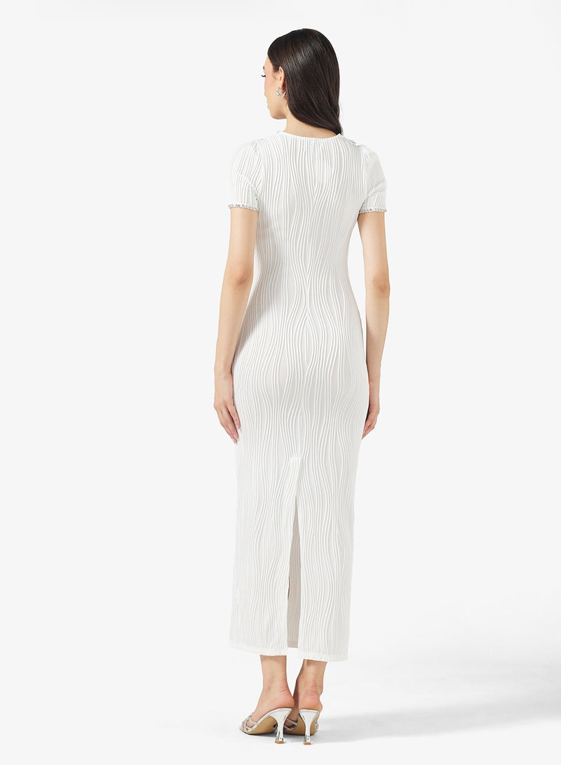 ايلا فستان بقصة عنق مفتوحة - Image 2