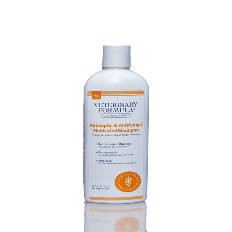 Veterinary Formula Antiseptic and Antifungal Medicated Shampoo 16oz Cats & Dogs - Image 1