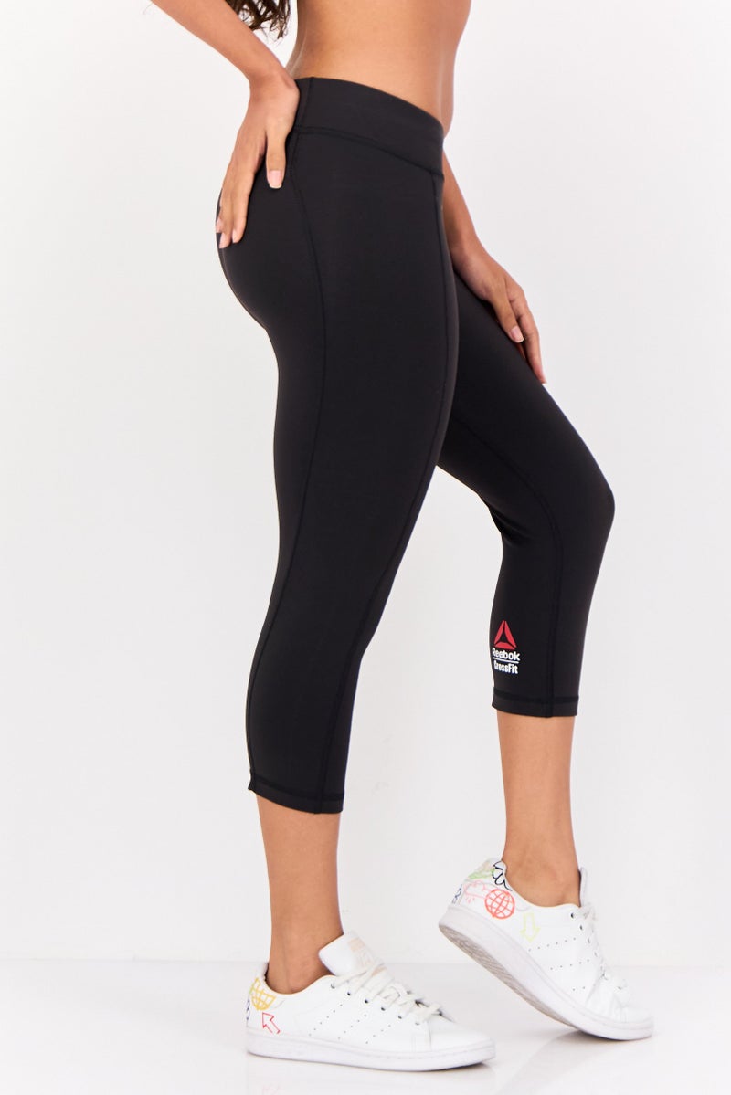Reebok سراويل رياضية نسائية مناسبة 3/4 للجري، سوداء - Image 2