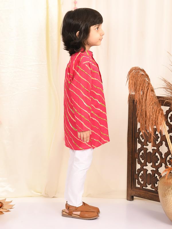 superminis Cotton Boys Sanganeri Lehariya Print Kurta and White Pyjama with Elastic Closure (7-8 Years, Magenta) - Image 4