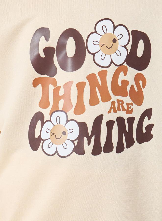 ستايلي طقم منسق من بنطال وبلوزة بطبعة جرافيك - Image 4