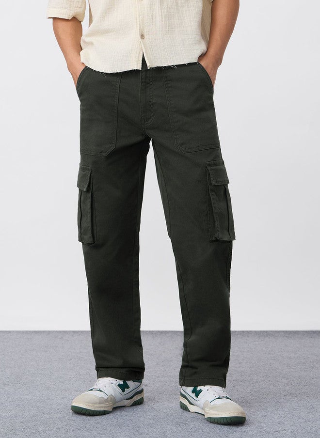 The Souled Store Dark Moss Men Solid Straight Fit Cargo Jeans - Image 2
