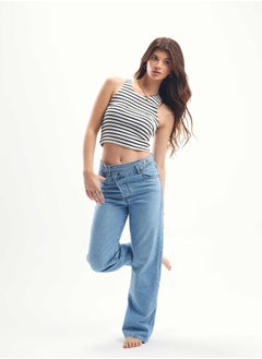 High-Waist Light Wash Criss-Cross Straight Leg Jeans. - pzsku/Z37AC09C6A659E6632D63Z/45/_/1721564929/1cabe196-f285-4e4c-8aad-3cd555218397